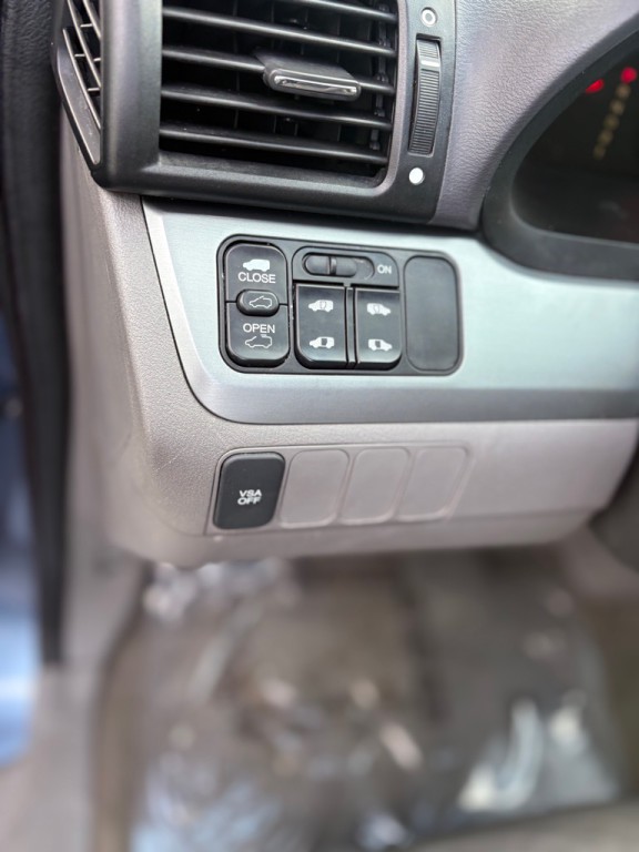 2008 Honda Odyssey Image 15