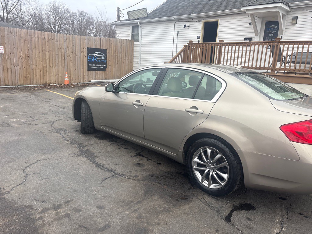 2009 INFINITI G37 Image 5