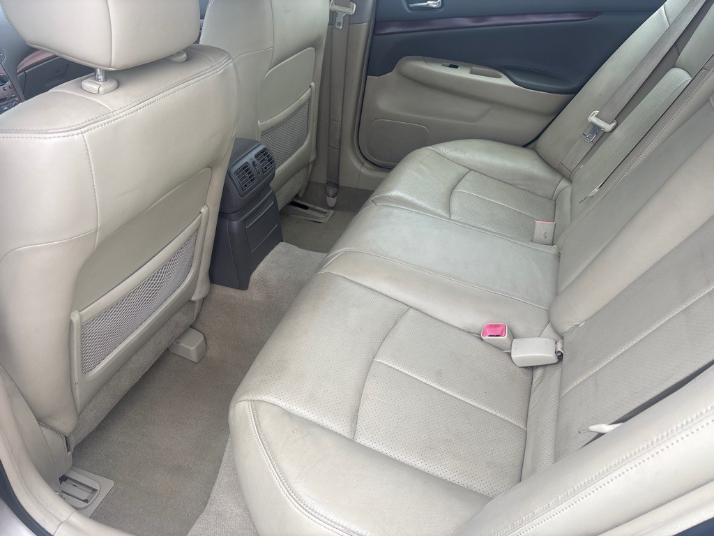 2009 INFINITI G37 Image 8