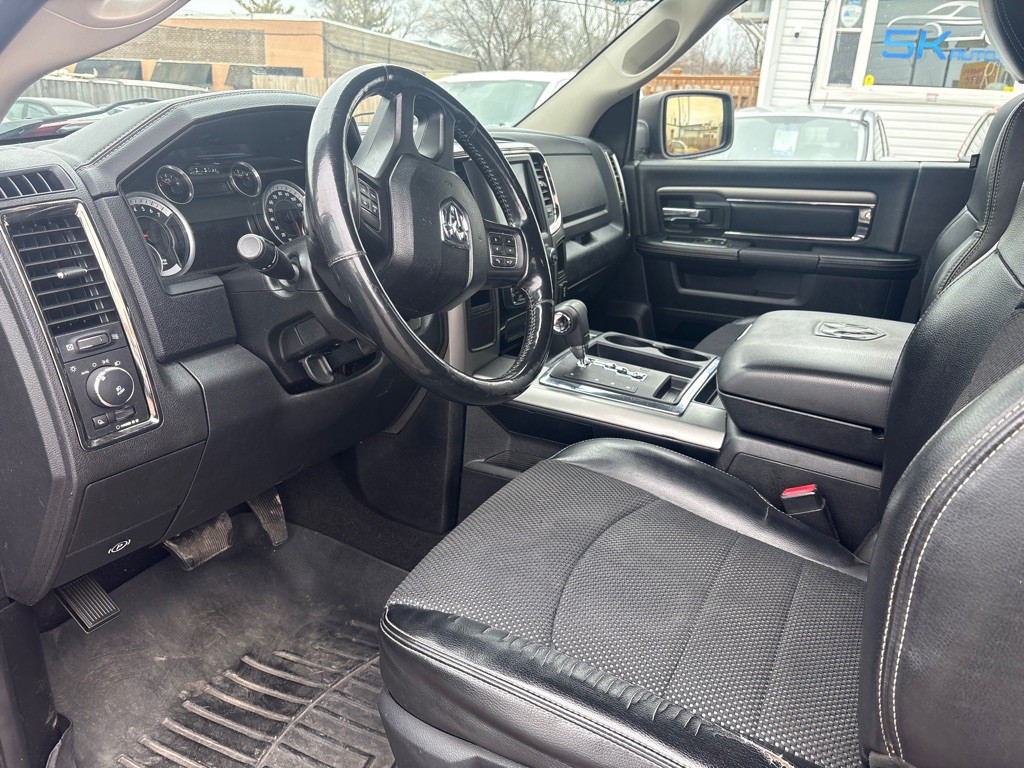 2013 RAM 1500 Image 12