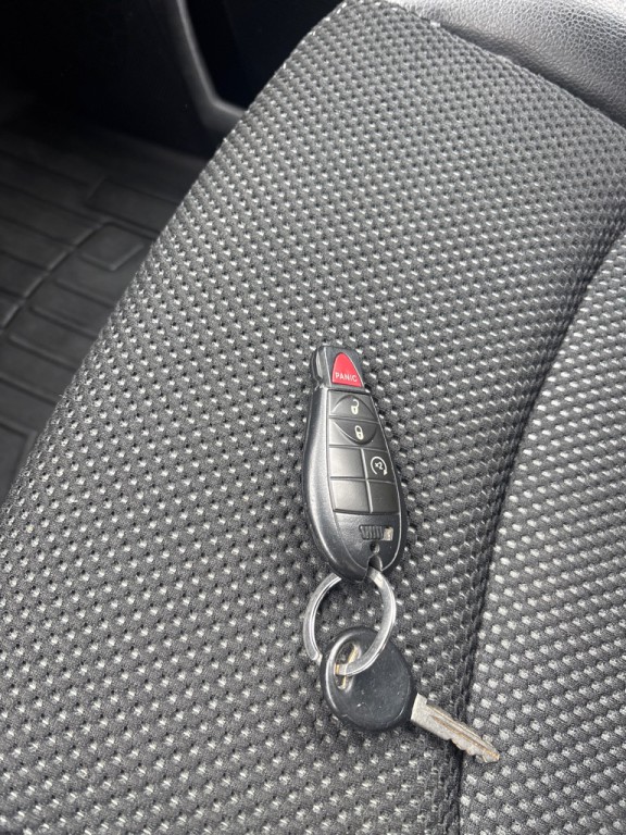 2013 RAM 1500 Image 16