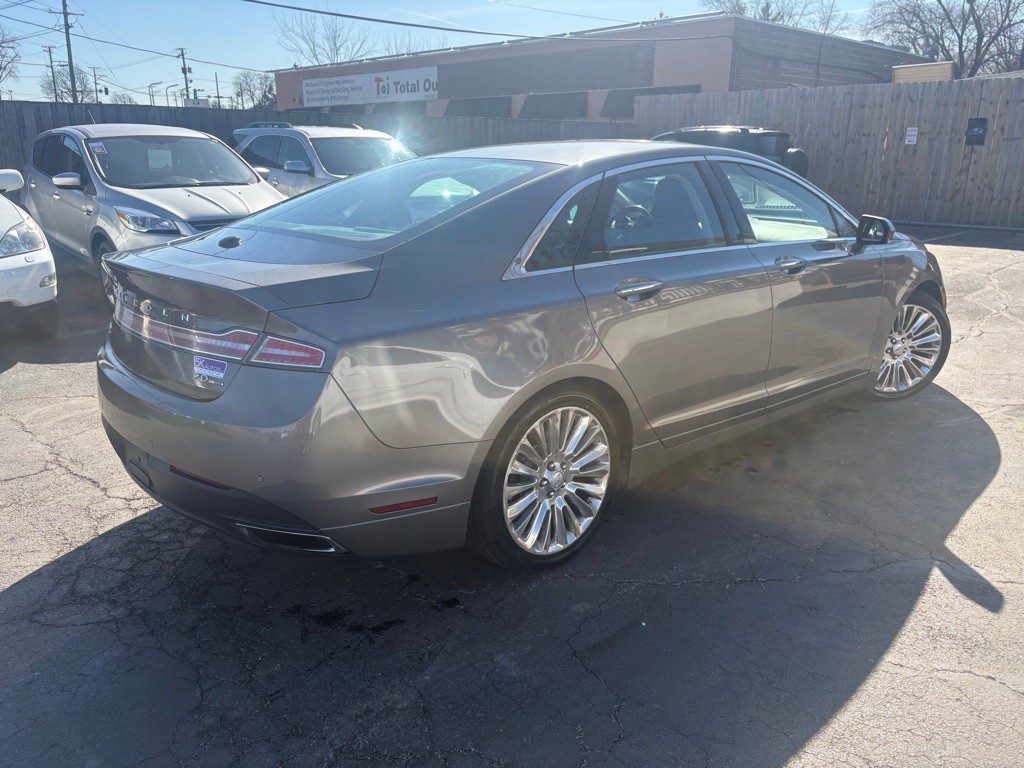 2014 Lincoln MKZ Image 4