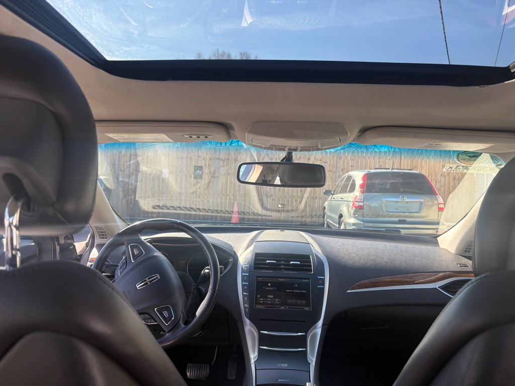 2014 Lincoln MKZ Image 11