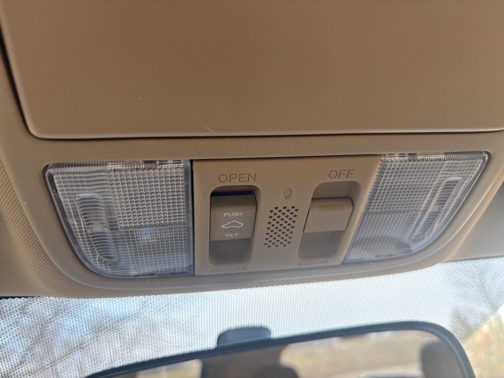 2010 Honda CR-V Image 17