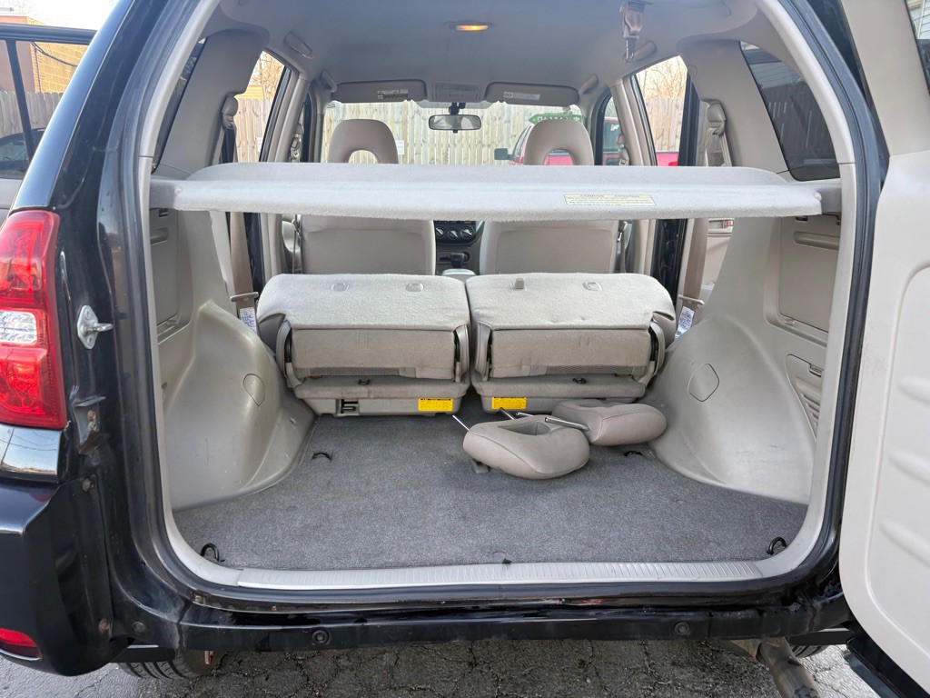 2004 Toyota Rav4 Image 9