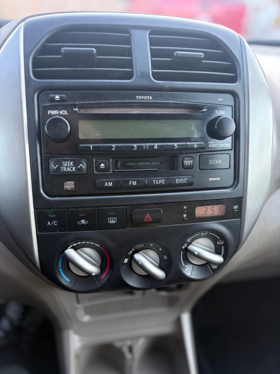 2004 Toyota Rav4 Image 19