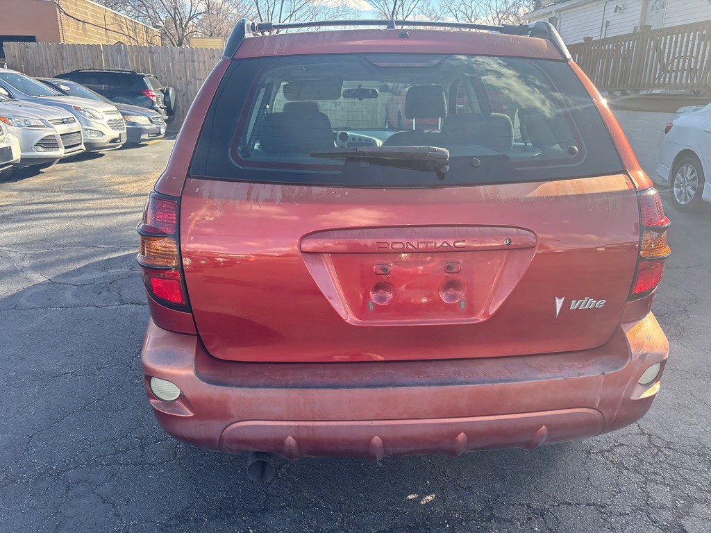 2004 Pontiac Vibe Image 5