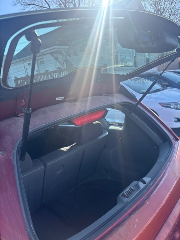 2004 Pontiac Vibe Image 9