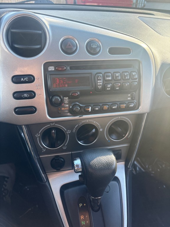 2004 Pontiac Vibe Image 22