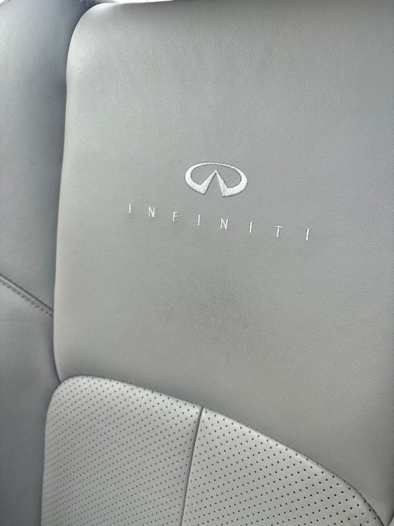 2005 INFINITI G35 Image 14