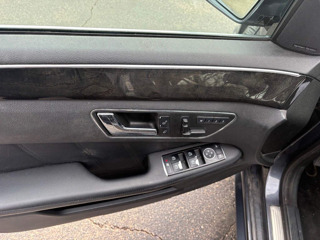 2011 Mercedes-Benz E-Class Image 15