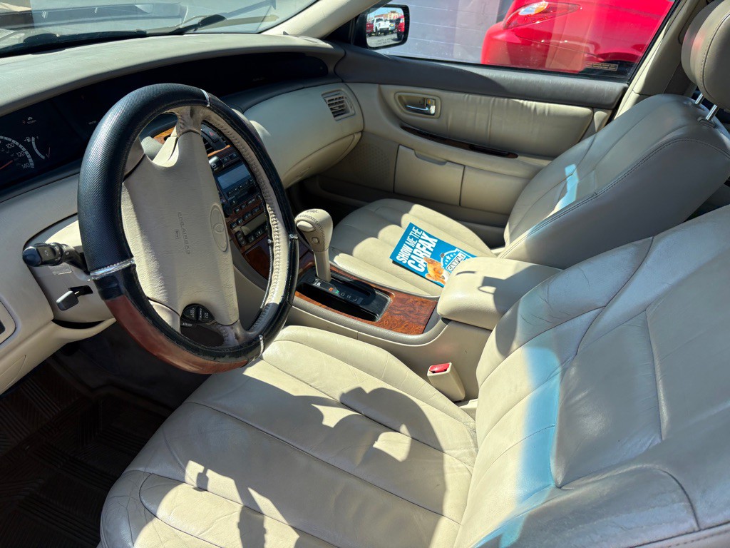 2000 Toyota Avalon Image 14