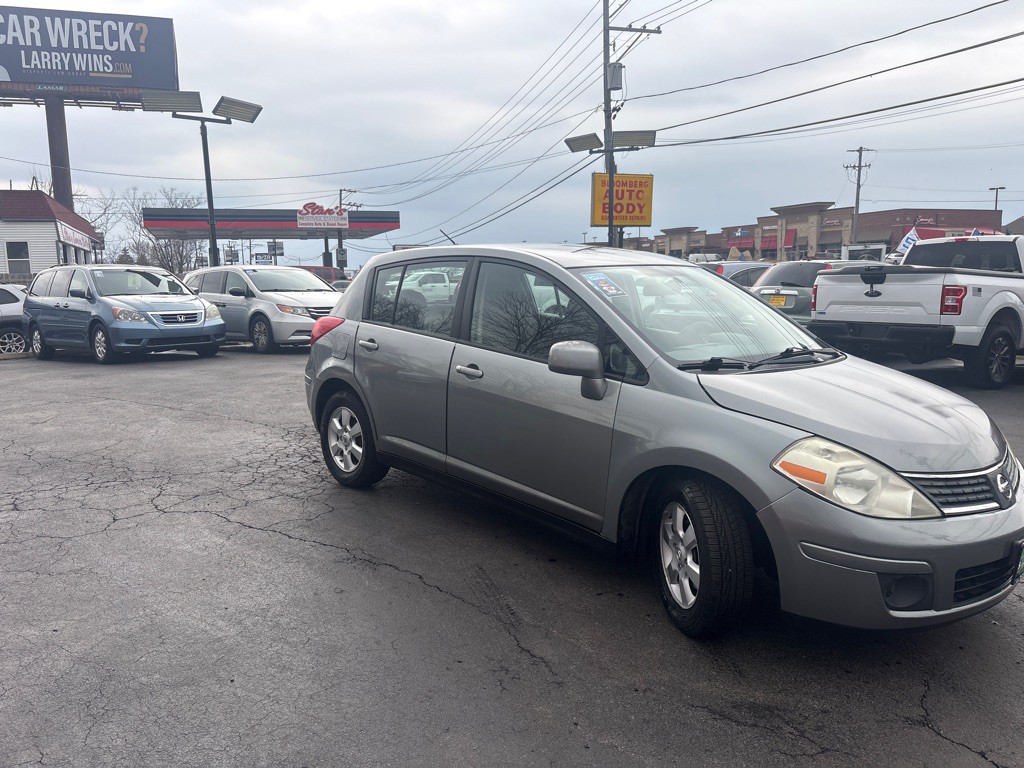 2009 Nissan Versa Image 3