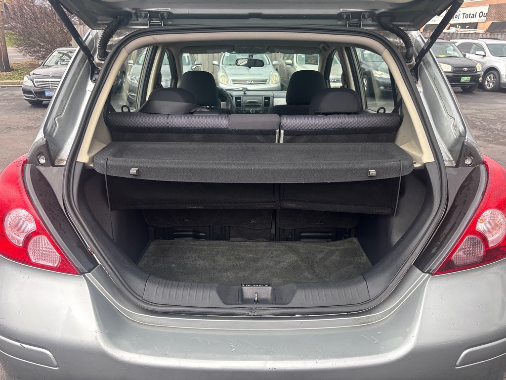 2009 Nissan Versa Image 9