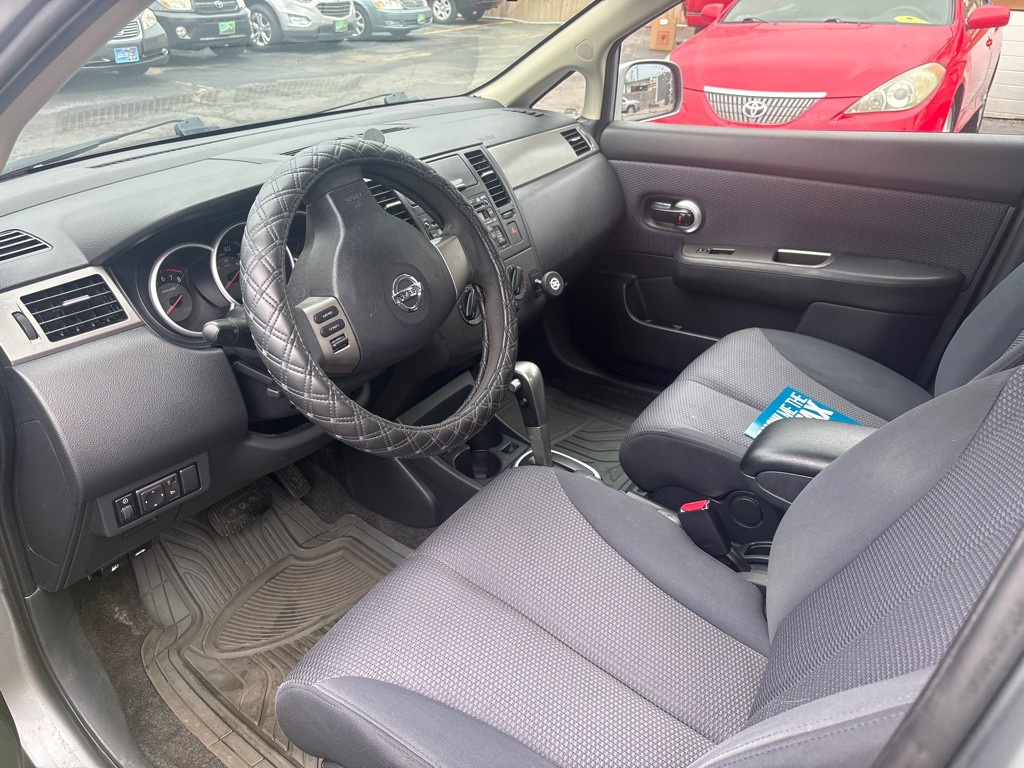 2009 Nissan Versa Image 14