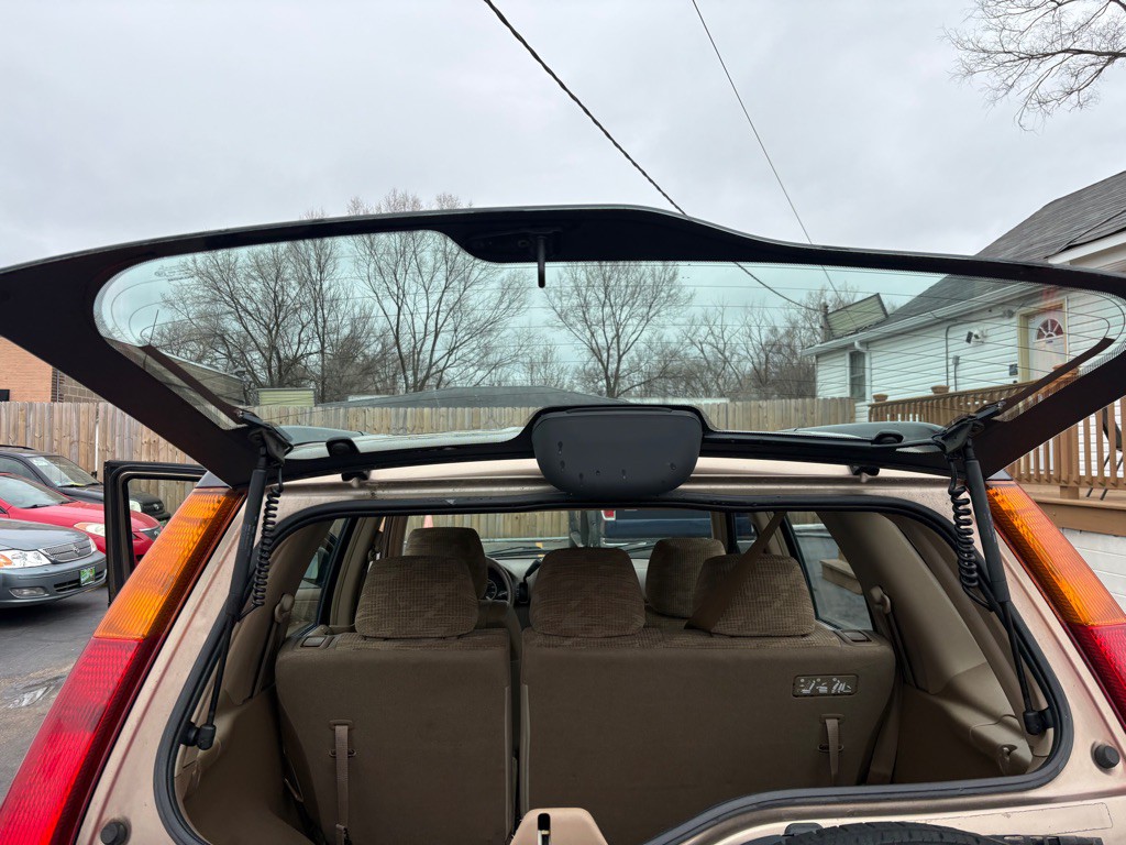 2004 Honda CR-V Image 9