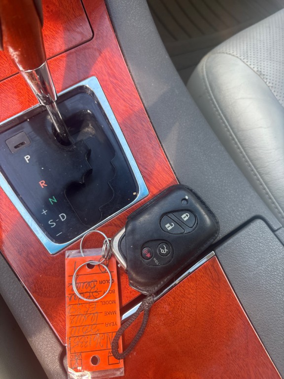 2010 Lexus ES Image 22