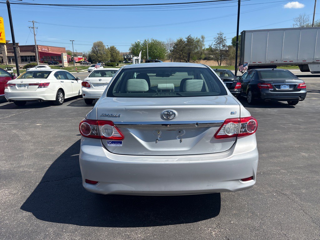 2013 Toyota Corolla Image 5