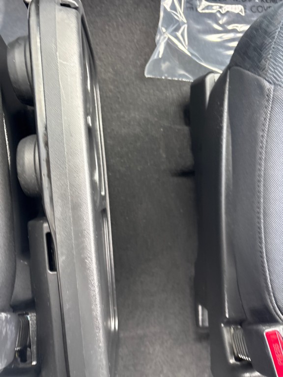 2005 Honda CR-V Image 20