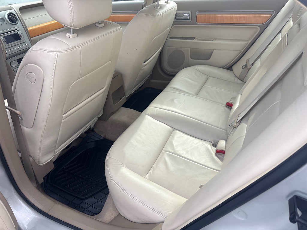 2007 Lincoln MKZ Image 11