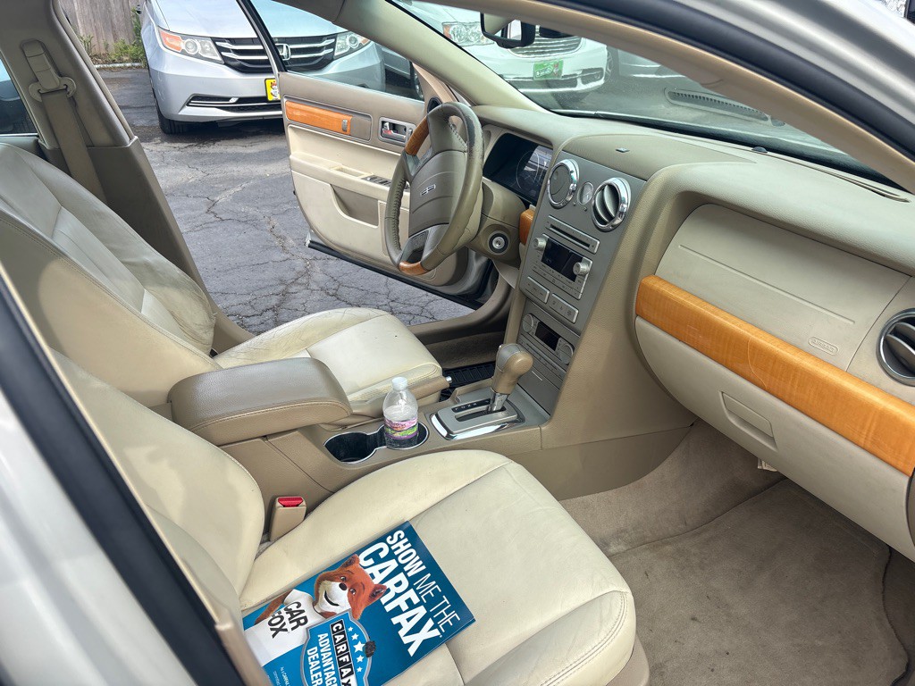 2007 Lincoln MKZ Image 13
