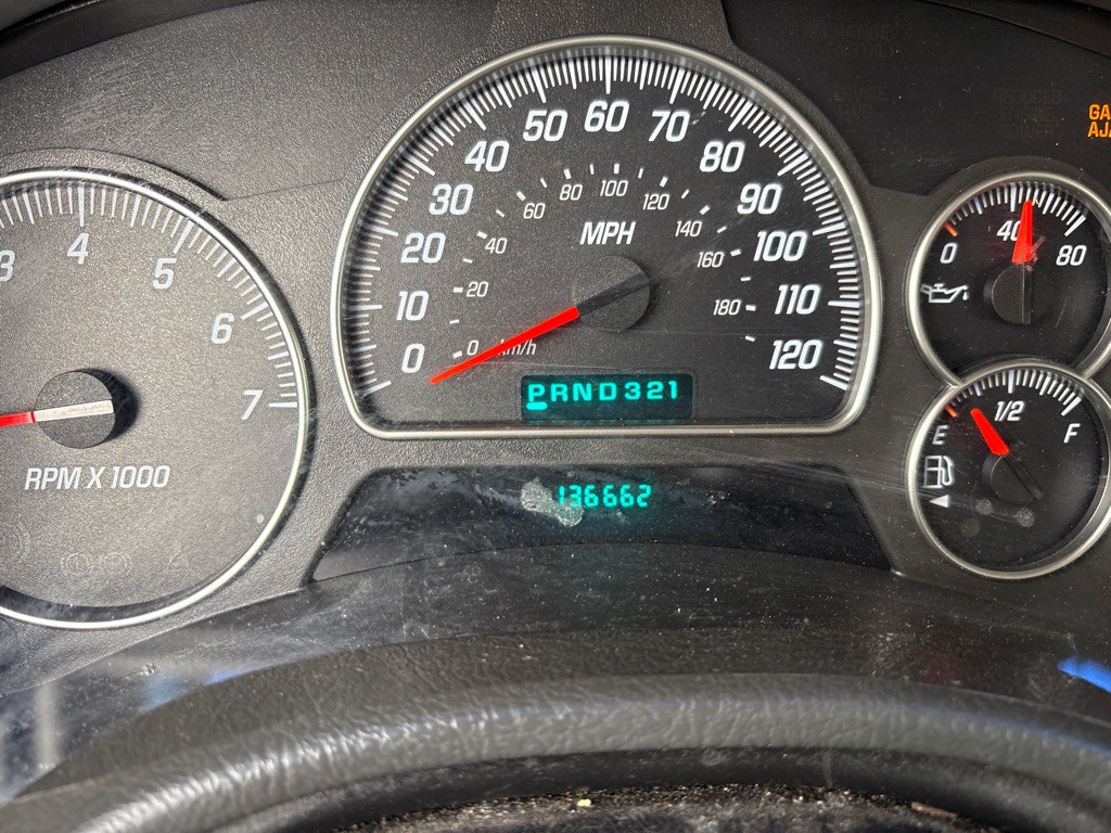 2004 GMC Envoy Image 14