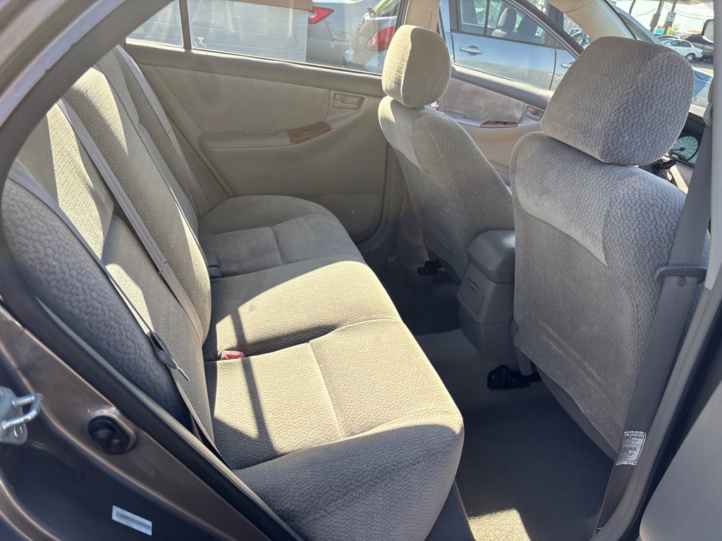 2003 Toyota Corolla Image 10