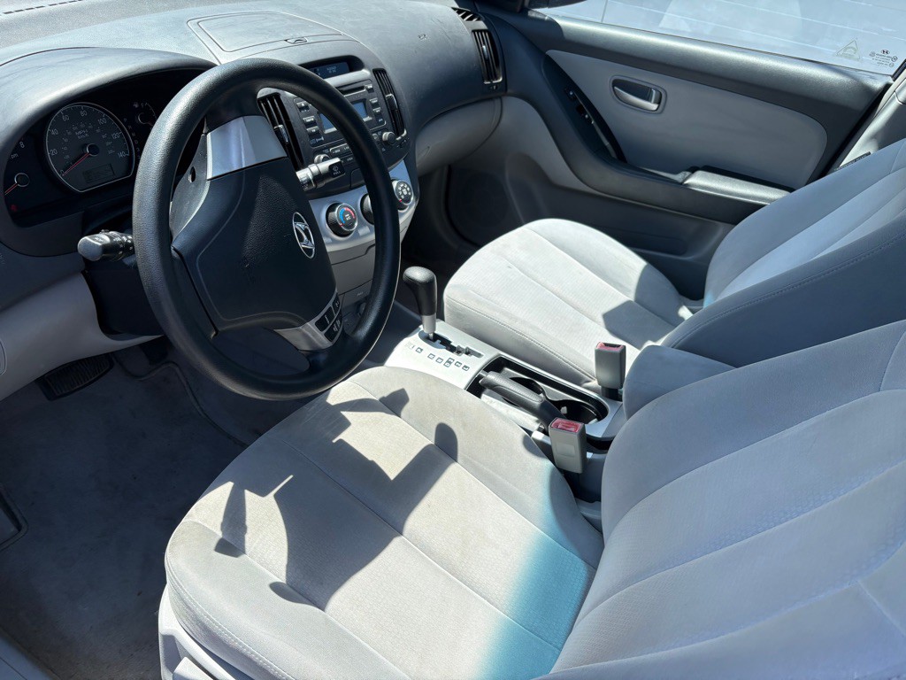 2007 Hyundai Elantra Image 12