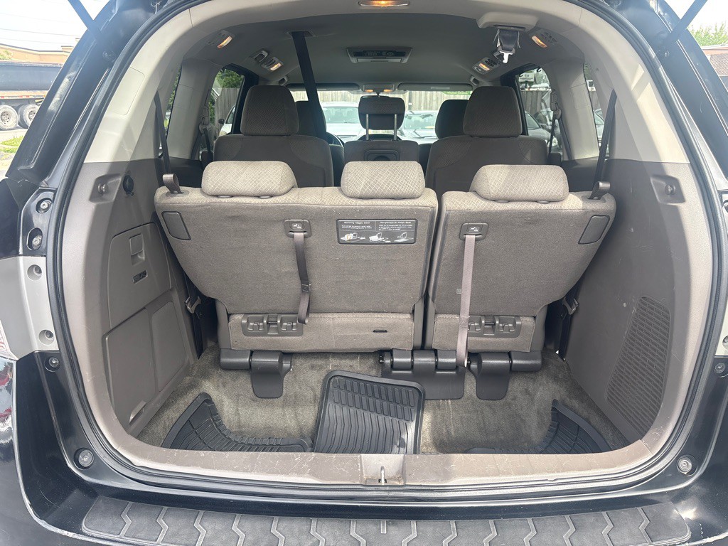 2016 Honda Odyssey Image 9