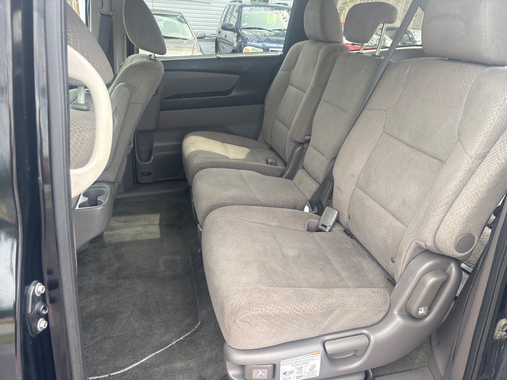 2016 Honda Odyssey Image 11