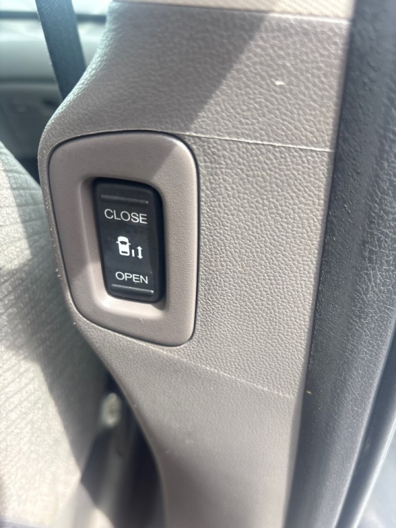 2016 Honda Odyssey Image 13