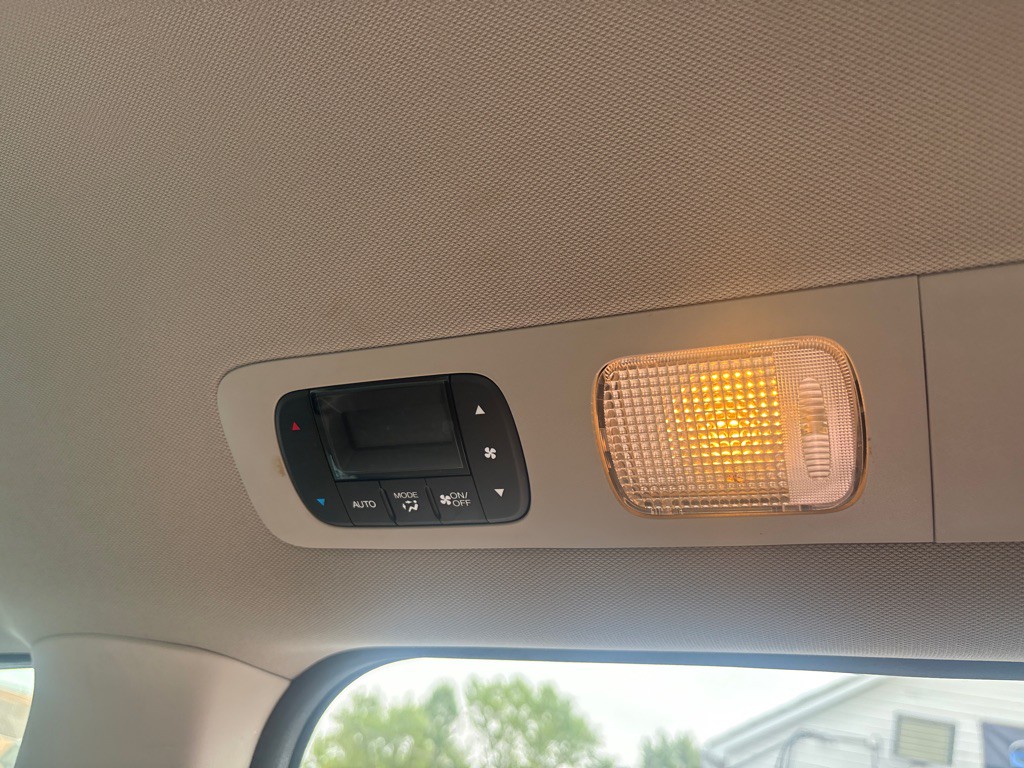 2016 Honda Odyssey Image 14