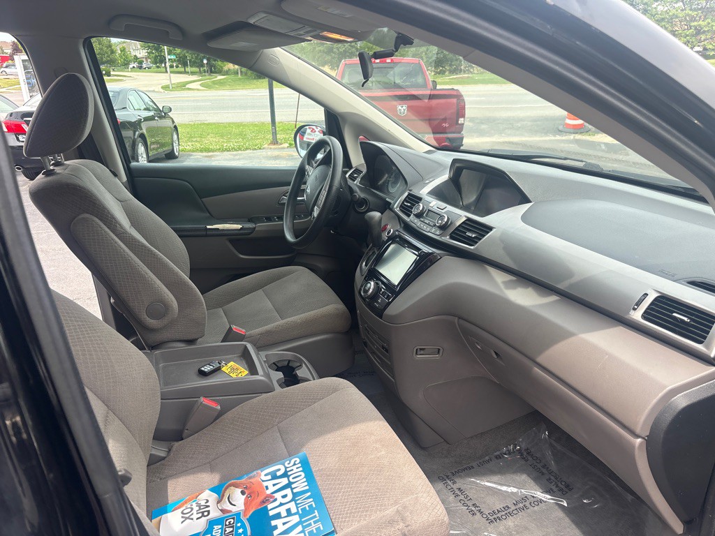 2016 Honda Odyssey Image 17