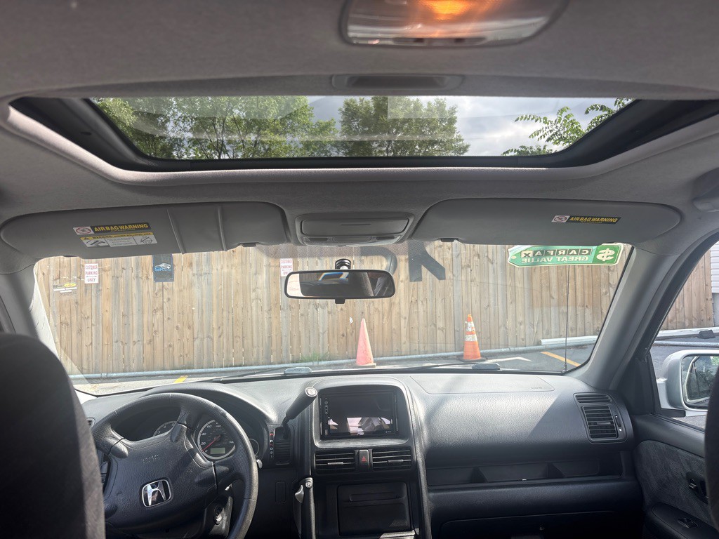2004 Honda CR-V Image 15