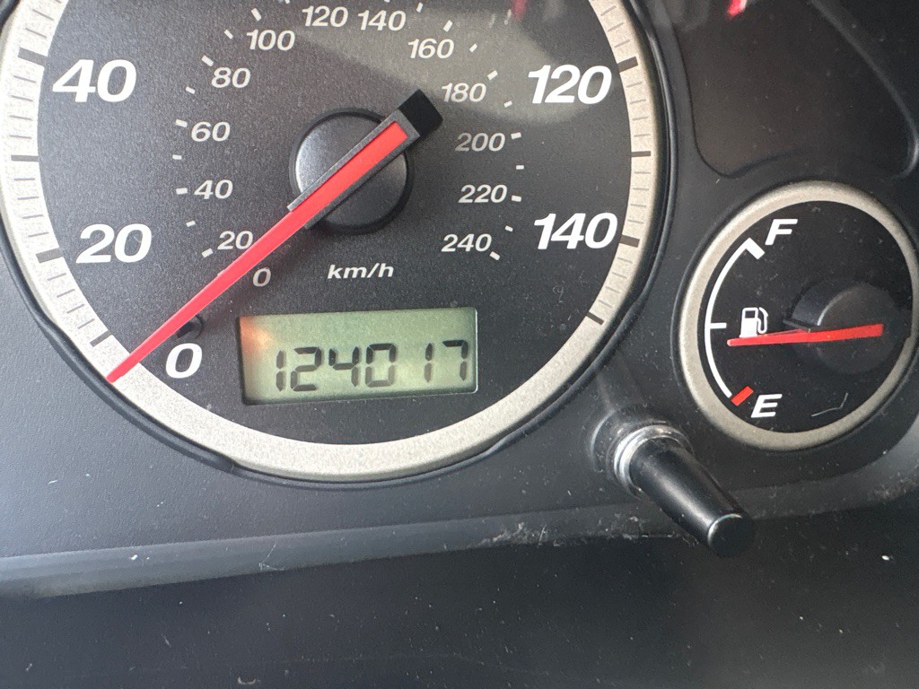 2004 Honda CR-V Image 21