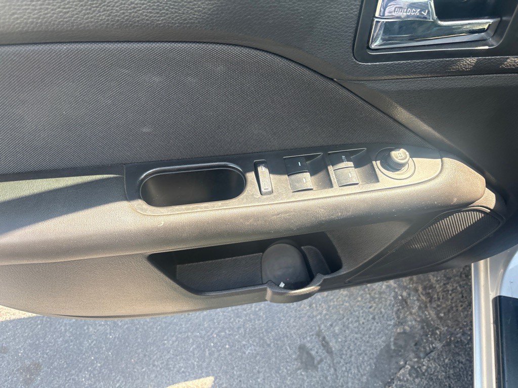 2010 Ford Fusion Image 15