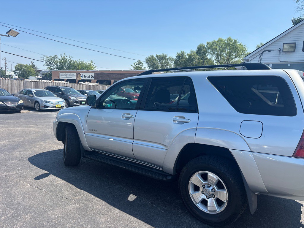2005 Toyota 4Runner Image 6