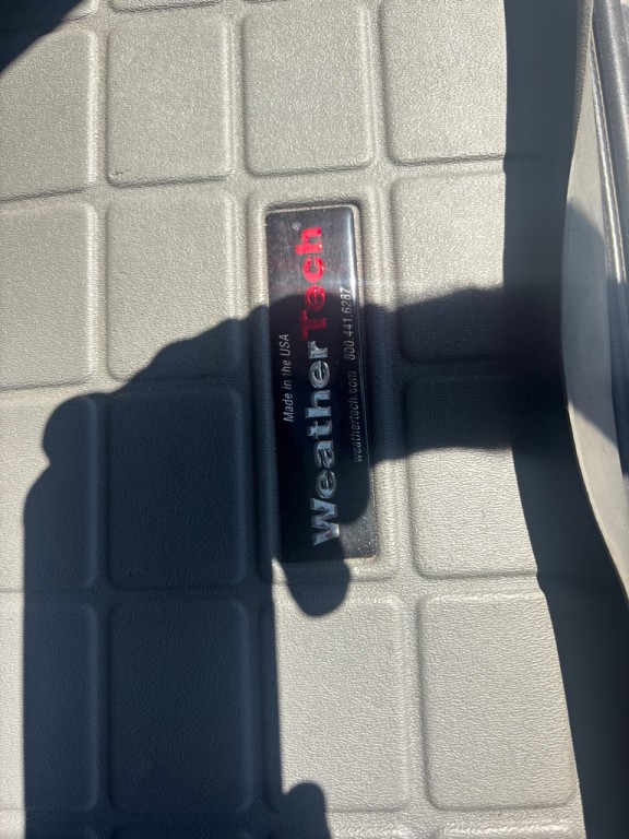 2005 Toyota 4Runner Image 24