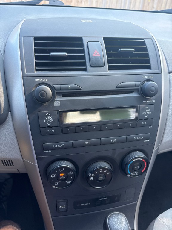 2009 Toyota Corolla Image 18