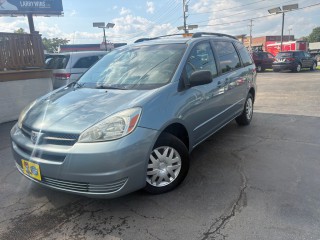 Image for 2005 Toyota Sienna CE ID: 7580217