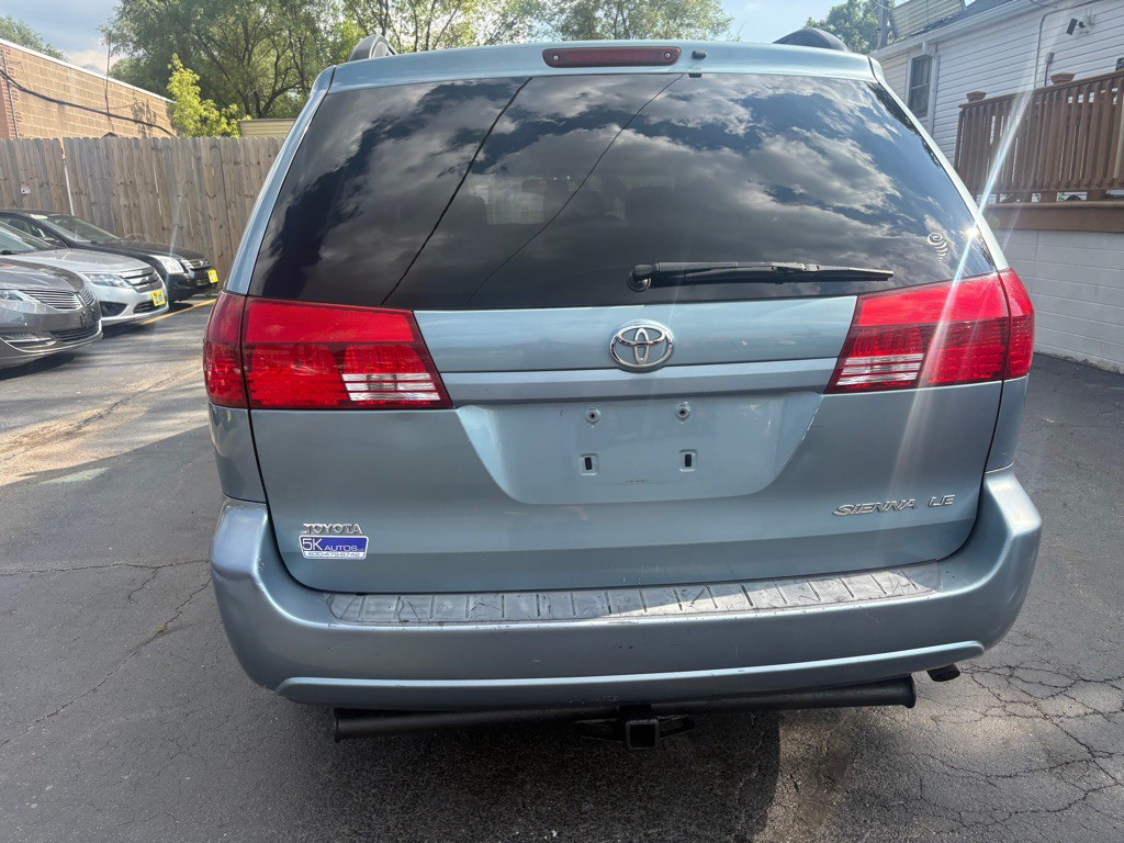 2005 Toyota Sienna Image 5