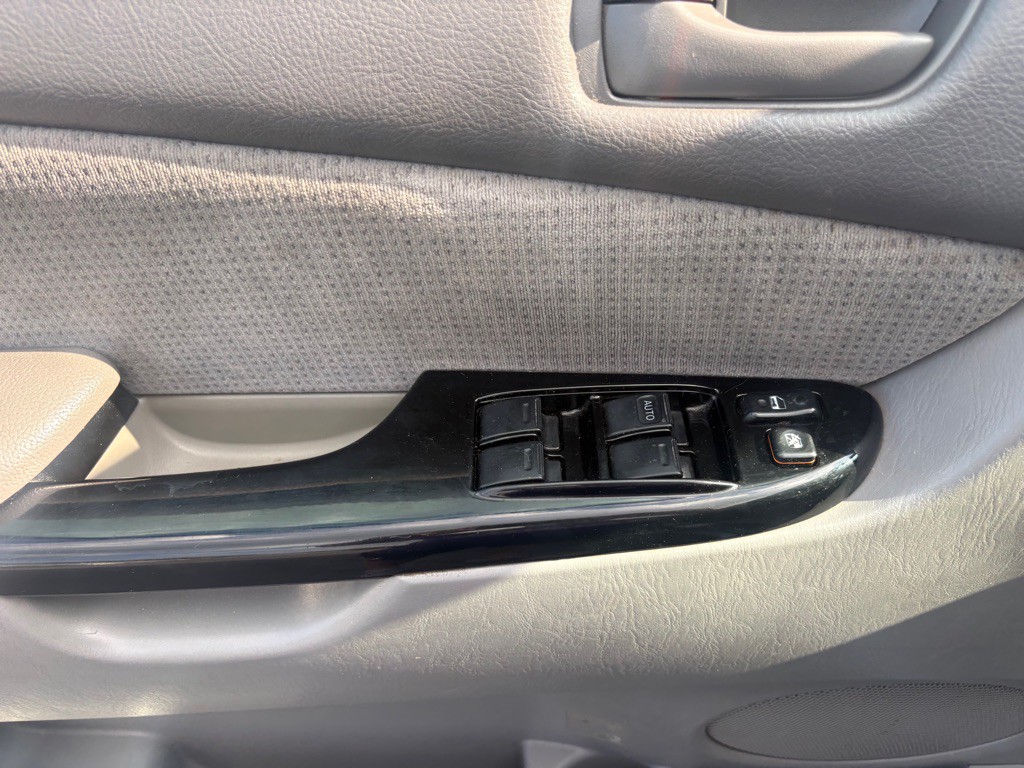 2005 Toyota Sienna Image 18