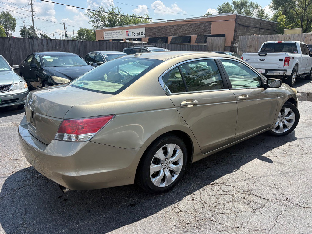 2009 Honda Accord Image 4
