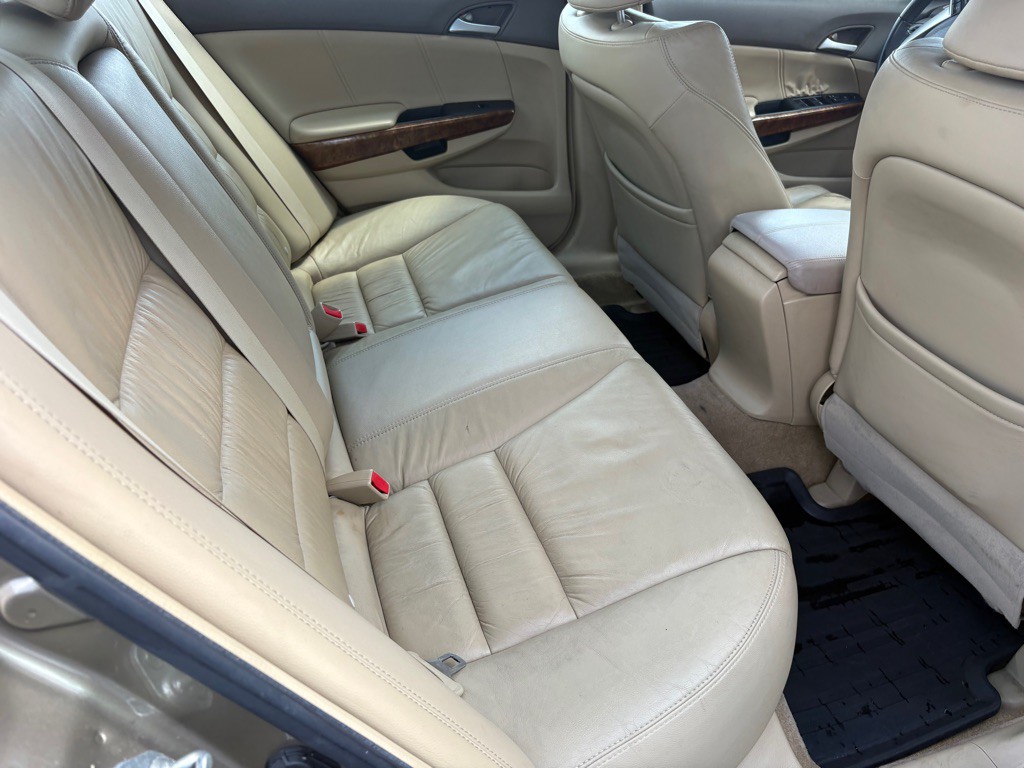 2009 Honda Accord Image 9