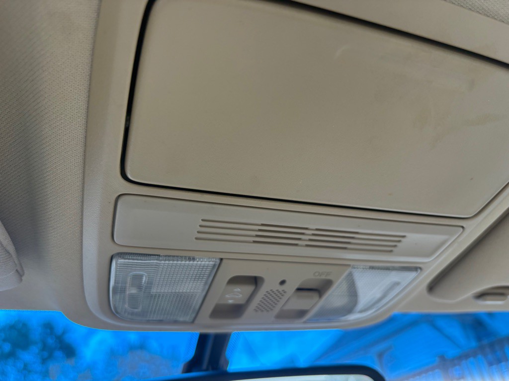 2009 Honda Accord Image 15