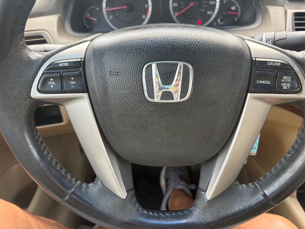 2009 Honda Accord Image 17