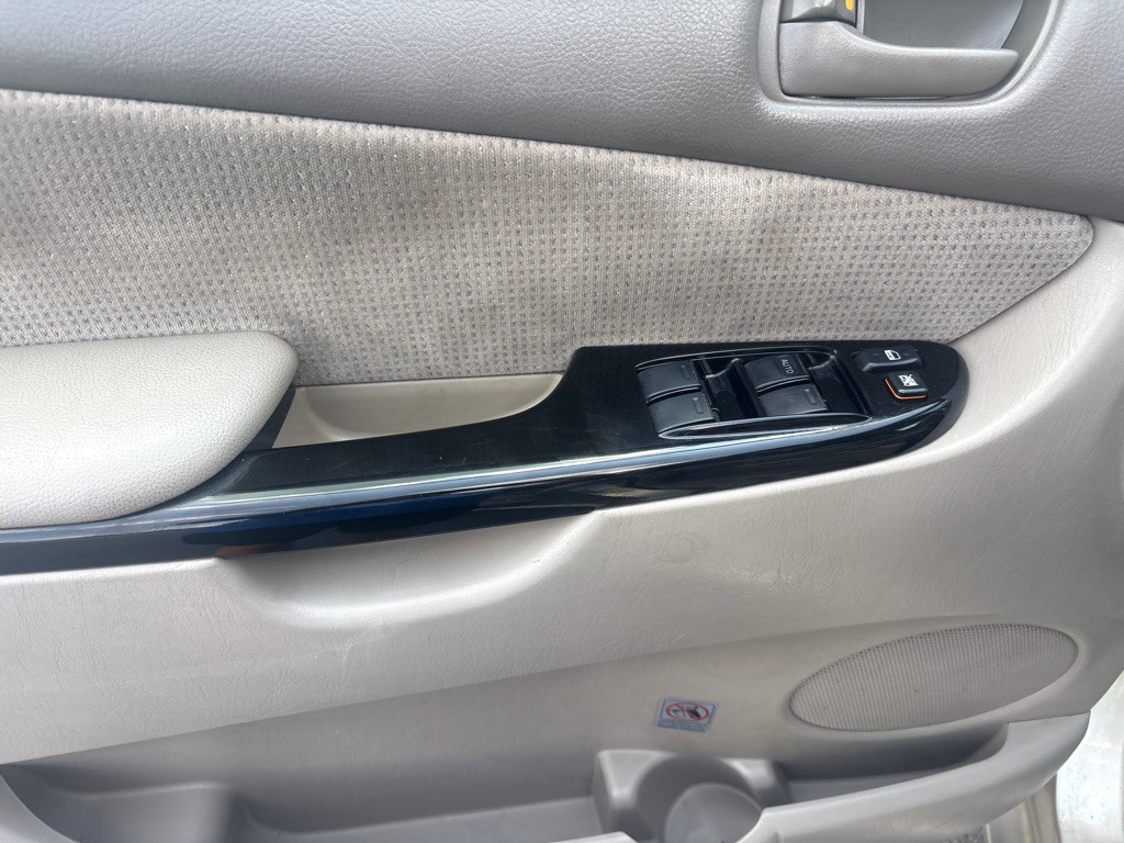 2004 Toyota Sienna Image 15