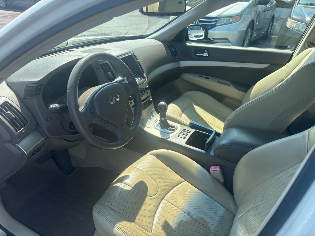 2008 INFINITI G35 Image 13