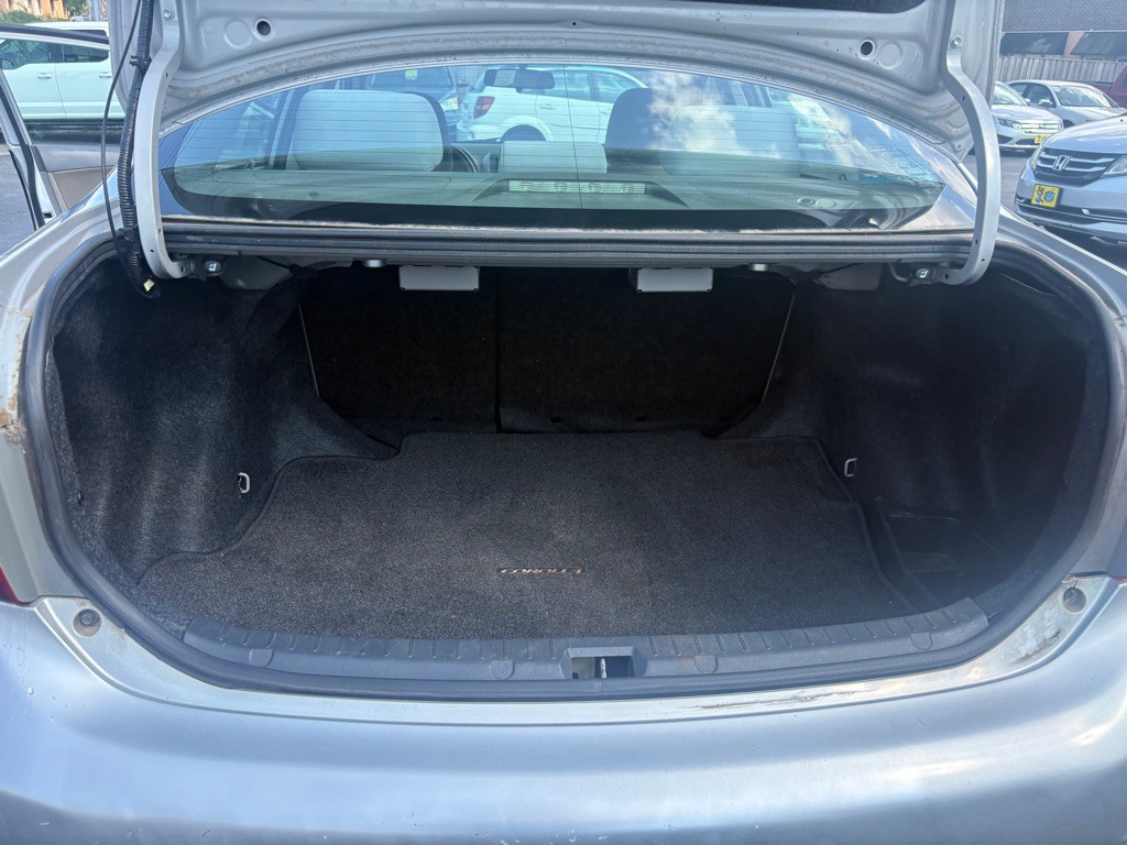 2010 Toyota Corolla Image 8