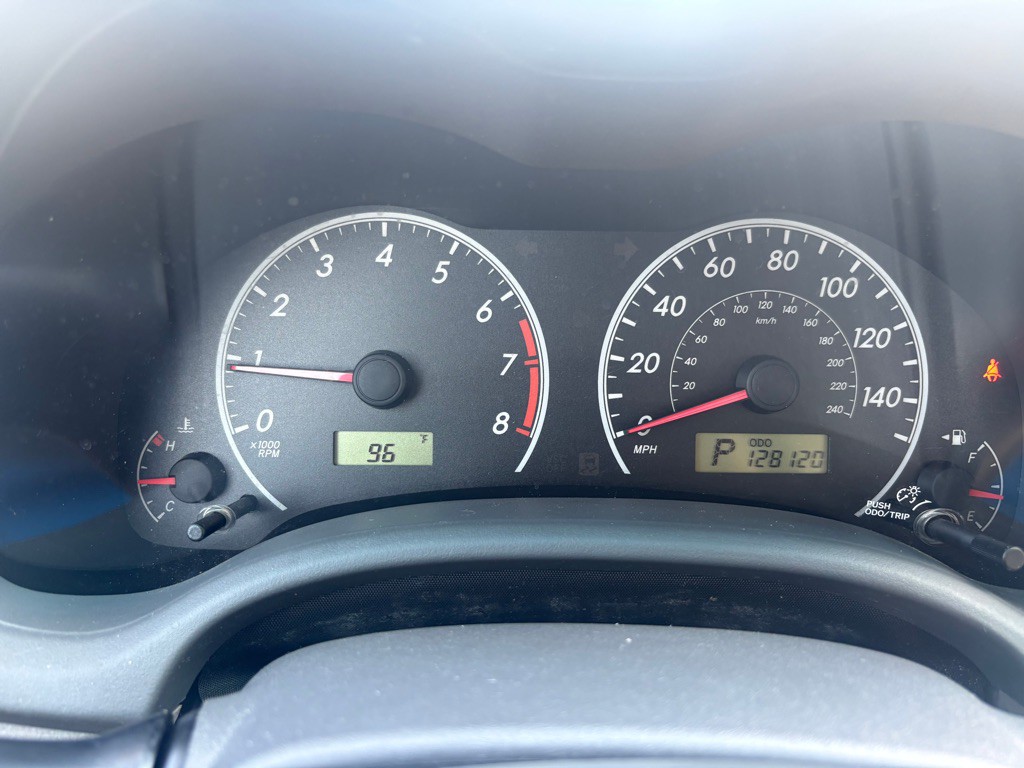 2010 Toyota Corolla Image 15